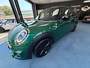 Used 2019 MINI Hatch Cooper Sport British Racing Green - Interior and Exterior details 5