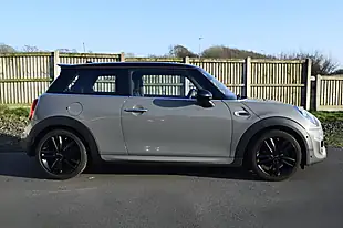 Used 2019 MINI Hatch Cooper Sport Moonwalk Grey - Interior and Exterior details 5