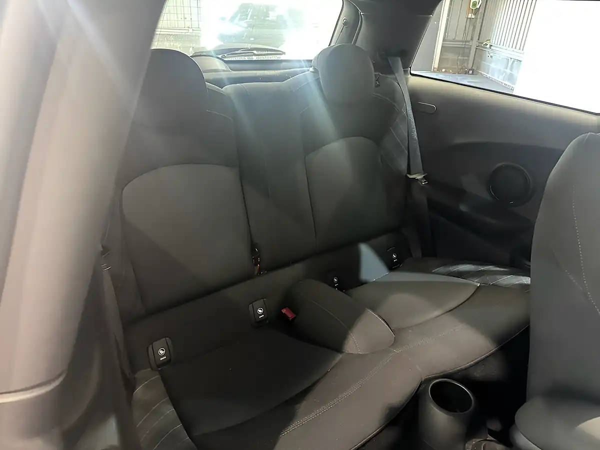 Used 2019 MINI Hatch Cooper Sport Orange - Interior and Exterior details 10