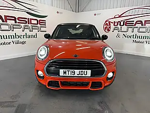 Used 2019 MINI Hatch Cooper Sport Orange - Interior and Exterior details 2