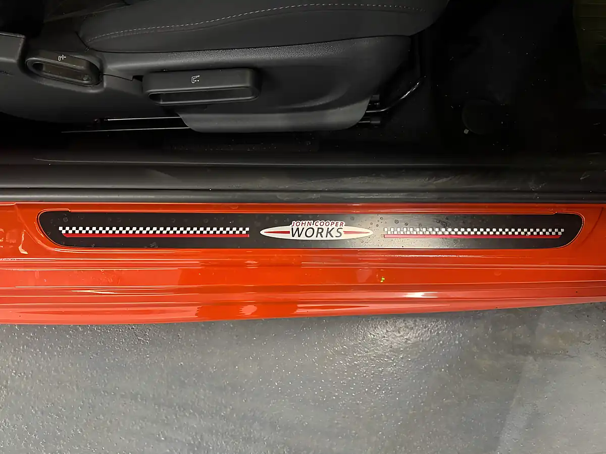 Used 2019 MINI Hatch Cooper Sport Orange - Interior and Exterior details 6