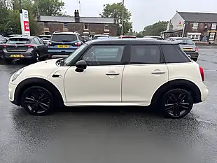 Used 2019 MINI Hatch Cooper Sport Pepper White - Interior and Exterior details 7