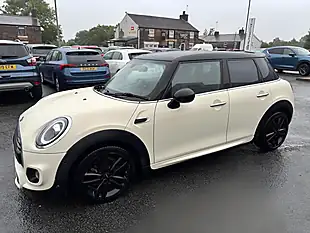 Used 2019 MINI Hatch Cooper Sport Pepper White - Interior and Exterior details 8