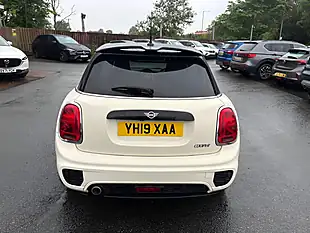Used 2019 MINI Hatch Cooper Sport Pepper White - Interior and Exterior details 9
