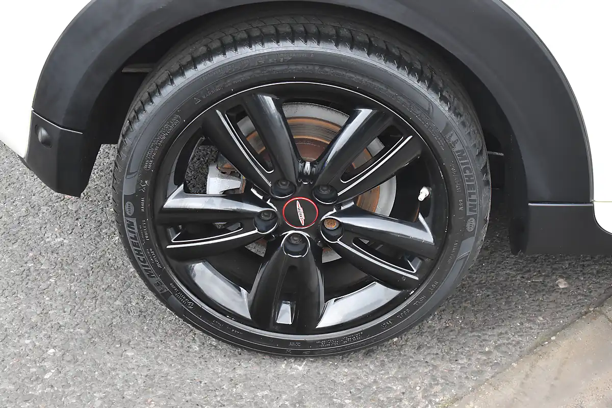 Used 2019 MINI Hatch Cooper Sport Pepper White - Interior and Exterior details 20