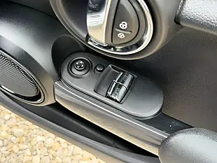 Used 2019 MINI Hatch Cooper Sport Silver - Interior and Exterior details 13