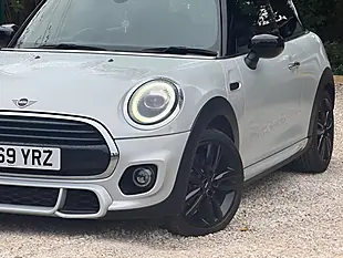 Used 2019 MINI Hatch Cooper Sport Silver - Interior and Exterior details 16