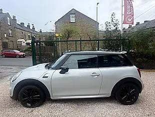 Used 2019 MINI Hatch Cooper Sport Silver - Interior and Exterior details 19