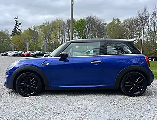 Used 2019 MINI Hatch Cooper Sport Starlight Blue - Interior and Exterior details 6