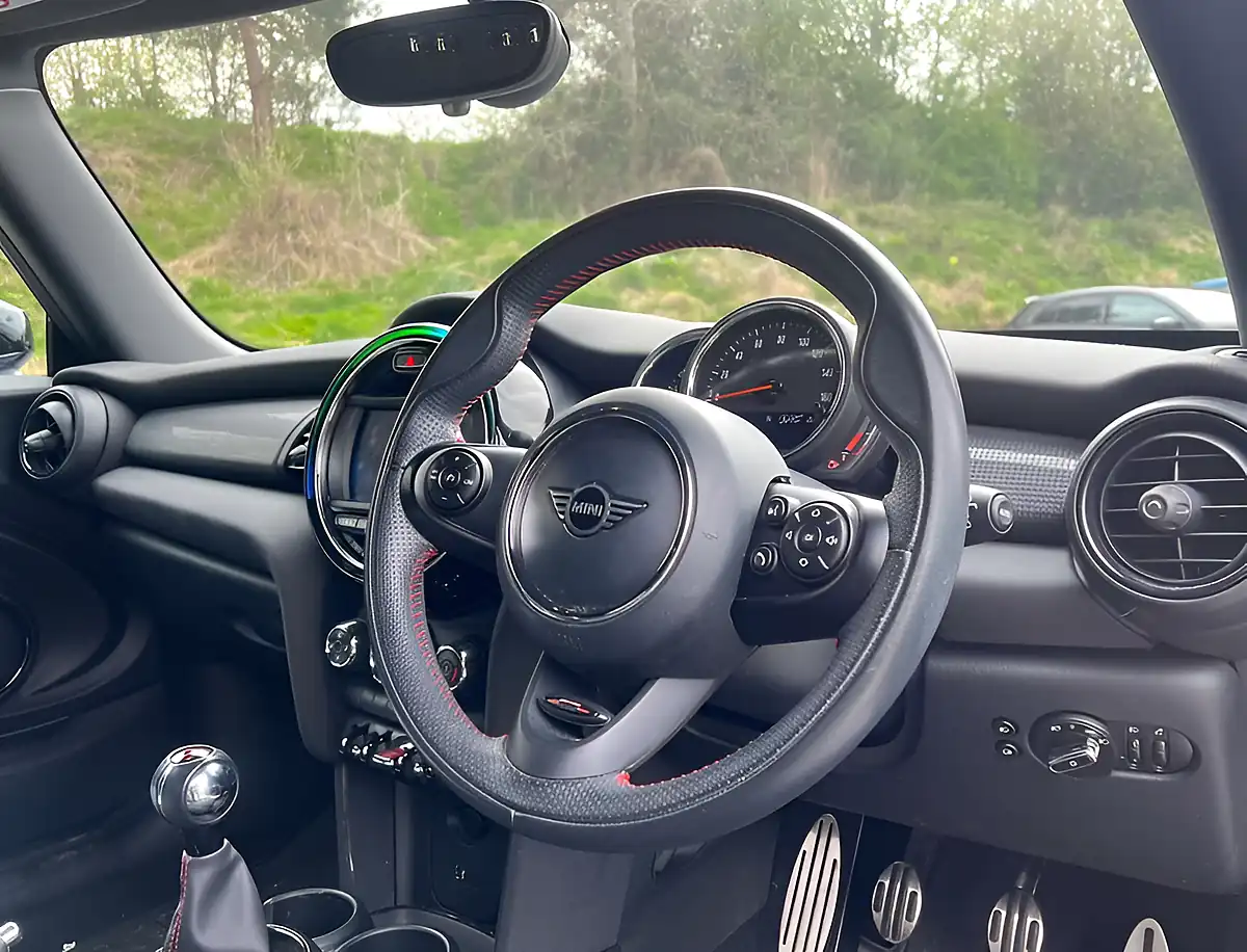Used 2019 MINI Hatch Cooper Sport Starlight Blue - Interior and Exterior details 9
