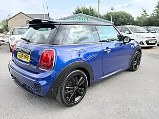 Used 2019 MINI Hatch Cooper Sport Starlight Blue - Interior and Exterior details 13