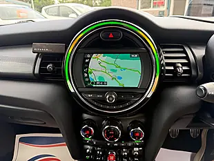 Used 2019 MINI Hatch Cooper Sport Starlight Blue - Interior and Exterior details 18