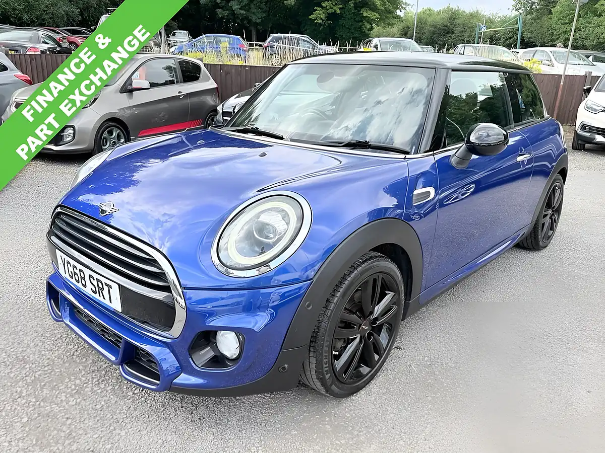 Used 2019 MINI Hatch Cooper Sport Starlight Blue - Interior and Exterior details 4