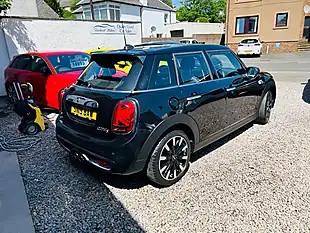 Used 2019 MINI Hatch Exclusive Black - Interior and Exterior details 4