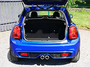 Used 2019 MINI Hatch Exclusive Starlight Blue - Interior and Exterior details 11