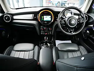 Used 2019 MINI Hatch Exclusive Starlight Blue - Interior and Exterior details 15
