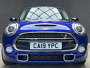 Used 2019 MINI Hatch Exclusive Starlight Blue - Interior and Exterior details 2