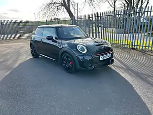 Used 2019 MINI Hatch John Cooper Works Black - Interior and Exterior details 2