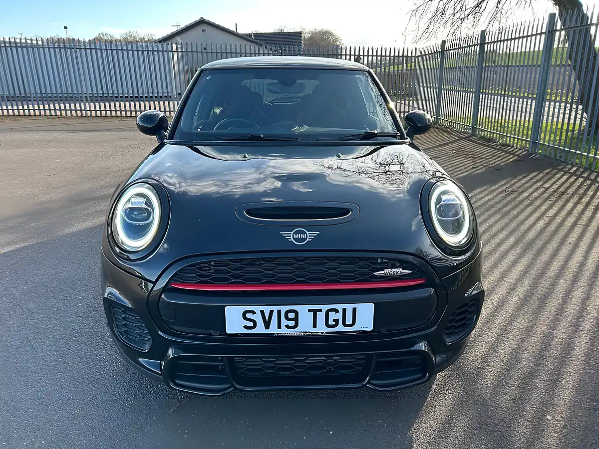 Used 2019 MINI Hatch John Cooper Works Black - Interior and Exterior details 5