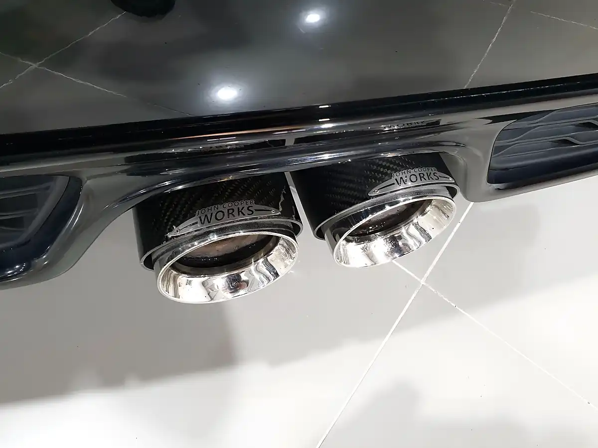 Used 2019 MINI Hatch John Cooper Works Black - Interior and Exterior details 10