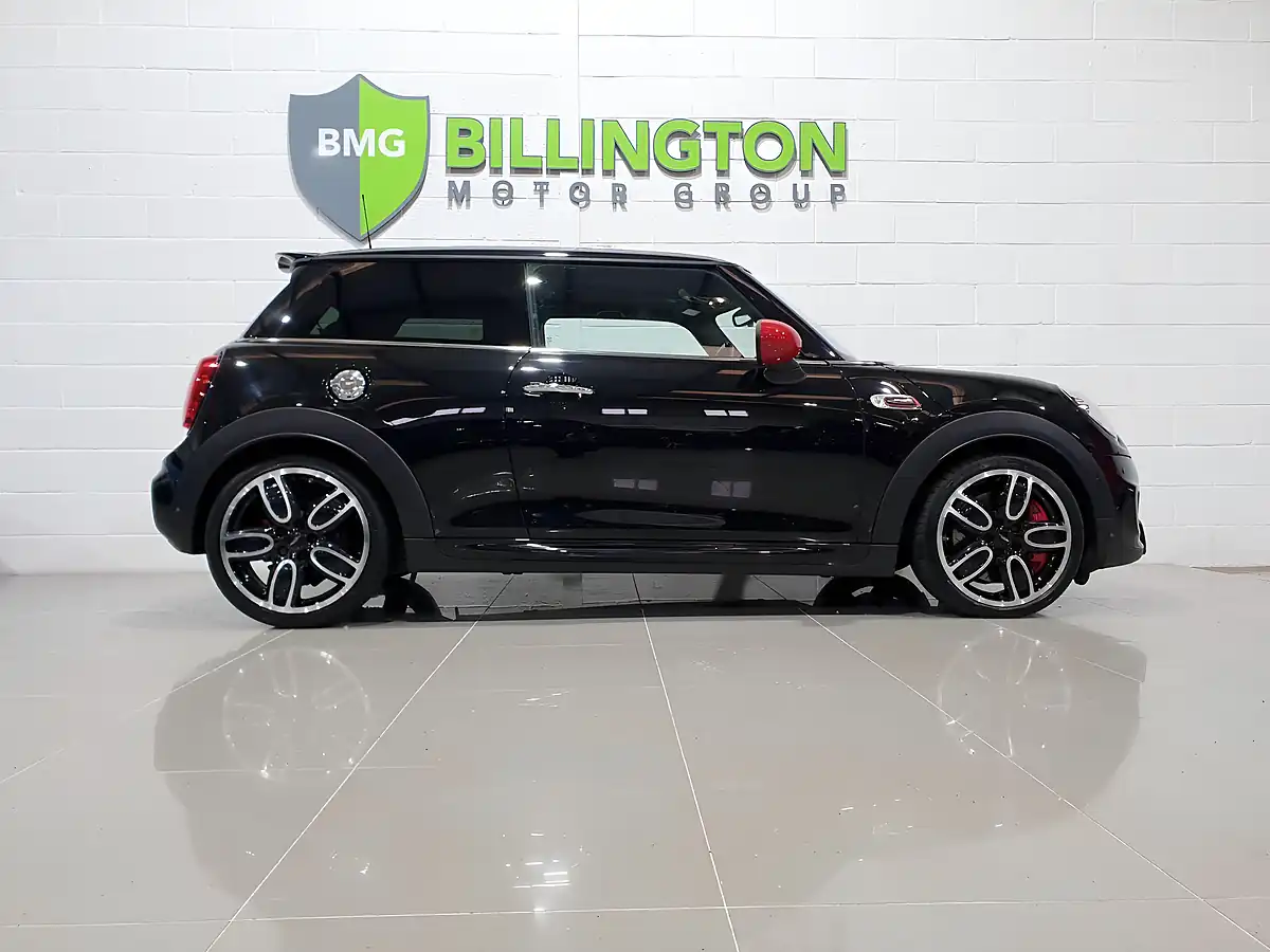 Used 2019 MINI Hatch John Cooper Works Black - Interior and Exterior details 8