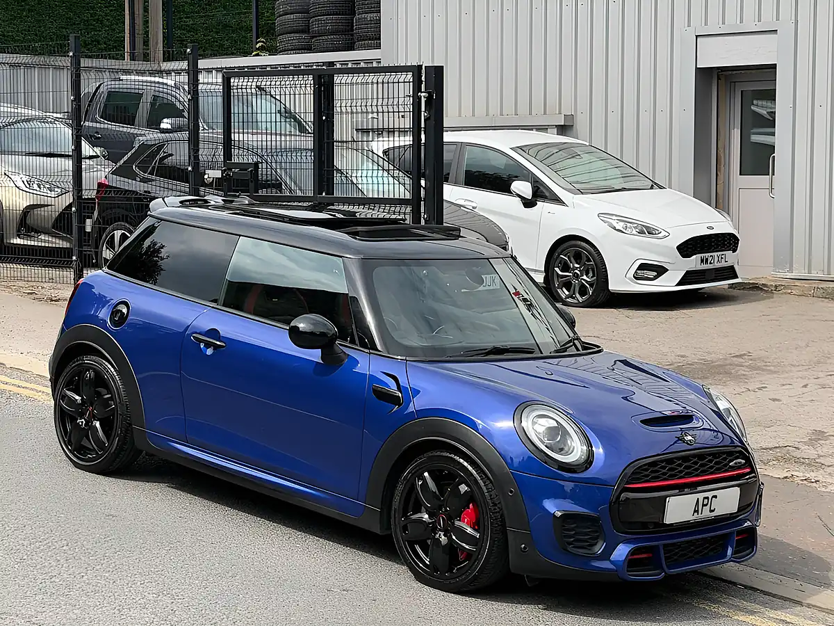 Used 2019 MINI Hatch John Cooper Works Blue - Interior and Exterior details 13