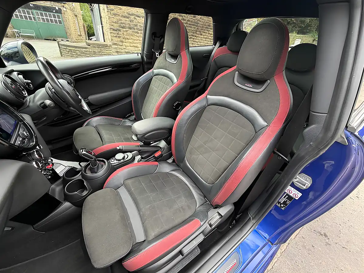 Used 2019 MINI Hatch John Cooper Works Blue - Interior and Exterior details 17