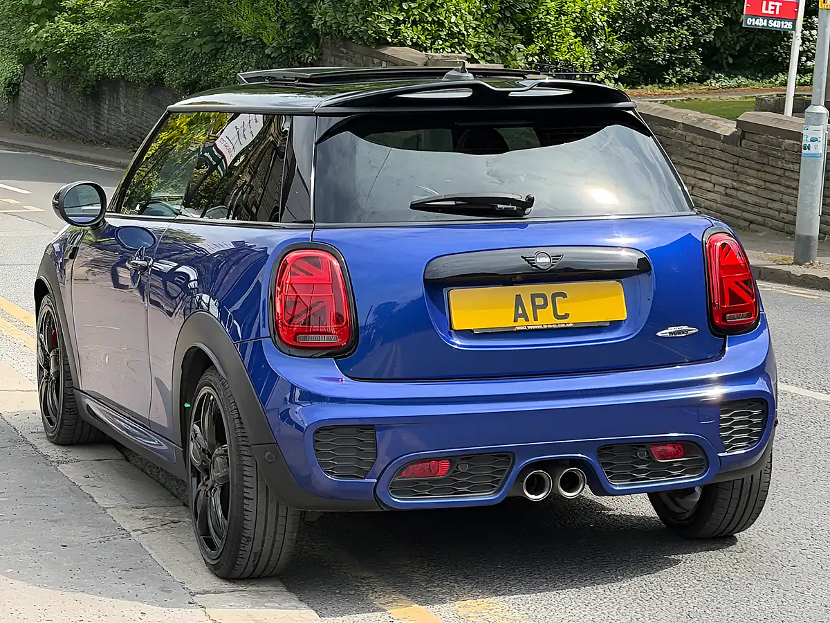 Used 2019 MINI Hatch John Cooper Works Blue - Interior and Exterior details 4