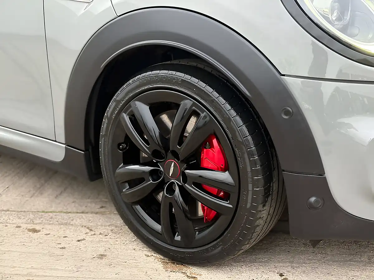 Used 2019 MINI Hatch John Cooper Works Moonwalk Grey - Interior and Exterior details 14