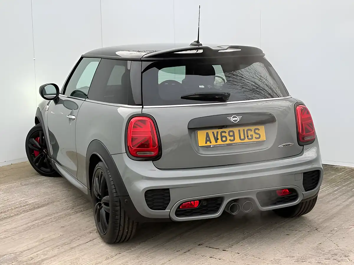 Used 2019 MINI Hatch John Cooper Works Moonwalk Grey - Interior and Exterior details 8