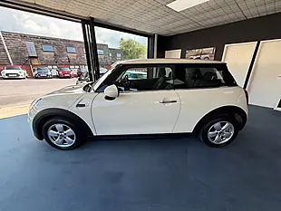Used 2019 MINI Hatch One Classic White - Interior and Exterior details 6