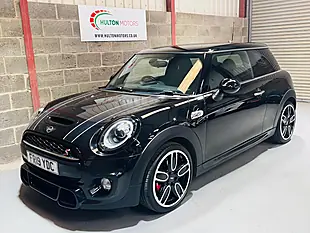 Used 2019 MINI Hatch Sport Black - Interior and Exterior details 2