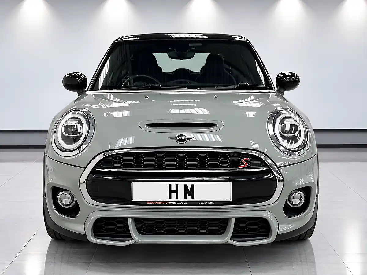 Used 2019 MINI Hatch Sport Moonwalk Grey - Interior and Exterior details 5