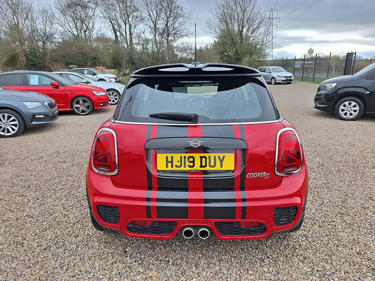 Used 2019 MINI Hatch Sport Red - Interior and Exterior details 10