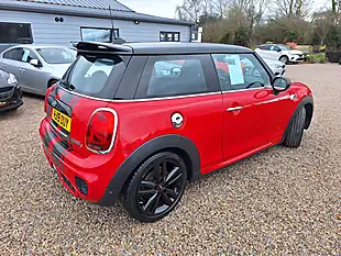 Used 2019 MINI Hatch Sport Red - Interior and Exterior details 13