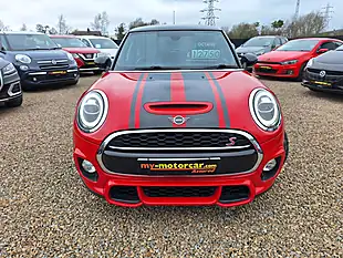 Used 2019 MINI Hatch Sport Red - Interior and Exterior details 3