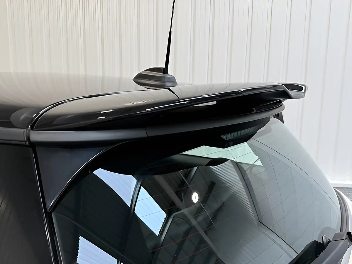 Used 2019 MINI Hatch Sport White - Interior and Exterior details 12