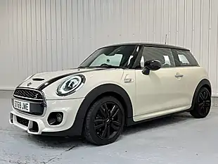 Used 2019 MINI Hatch Sport White - Interior and Exterior details 3