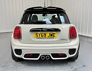 Used 2019 MINI Hatch Sport White - Interior and Exterior details 6