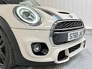 Used 2019 MINI Hatch Sport White - Interior and Exterior details 9