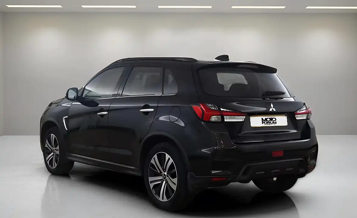 Used 2019 Mitsubishi Asx Exceed Black - Interior and Exterior details 10