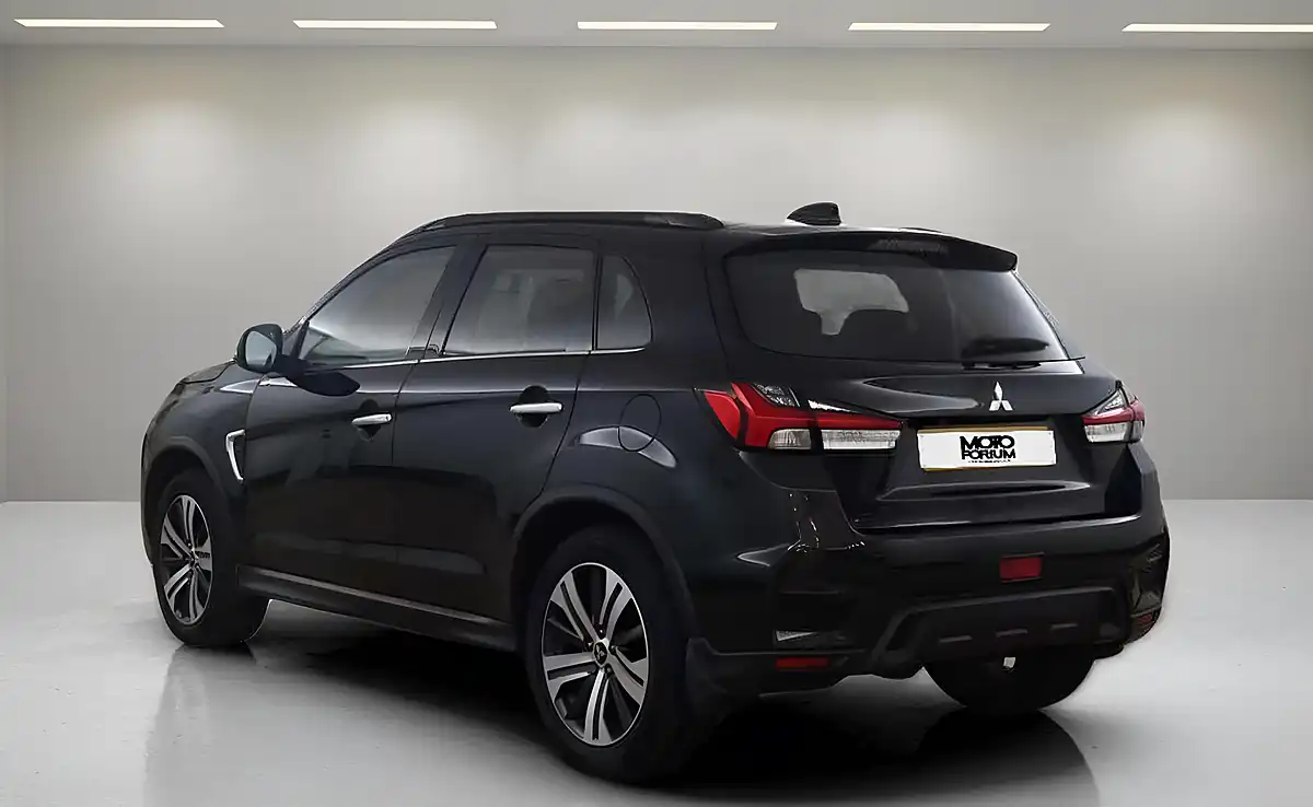 Used 2019 Mitsubishi Asx Exceed Black - Interior and Exterior details 5