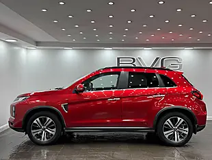 Used 2019 Mitsubishi Asx Exceed Red - Interior and Exterior details 8