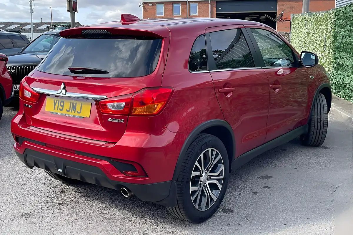 Used 2019 Mitsubishi Asx Juro Red - Interior and Exterior details 5