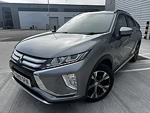Used 2019 Mitsubishi Eclipse Cross 3 Grey - Interior and Exterior details 3