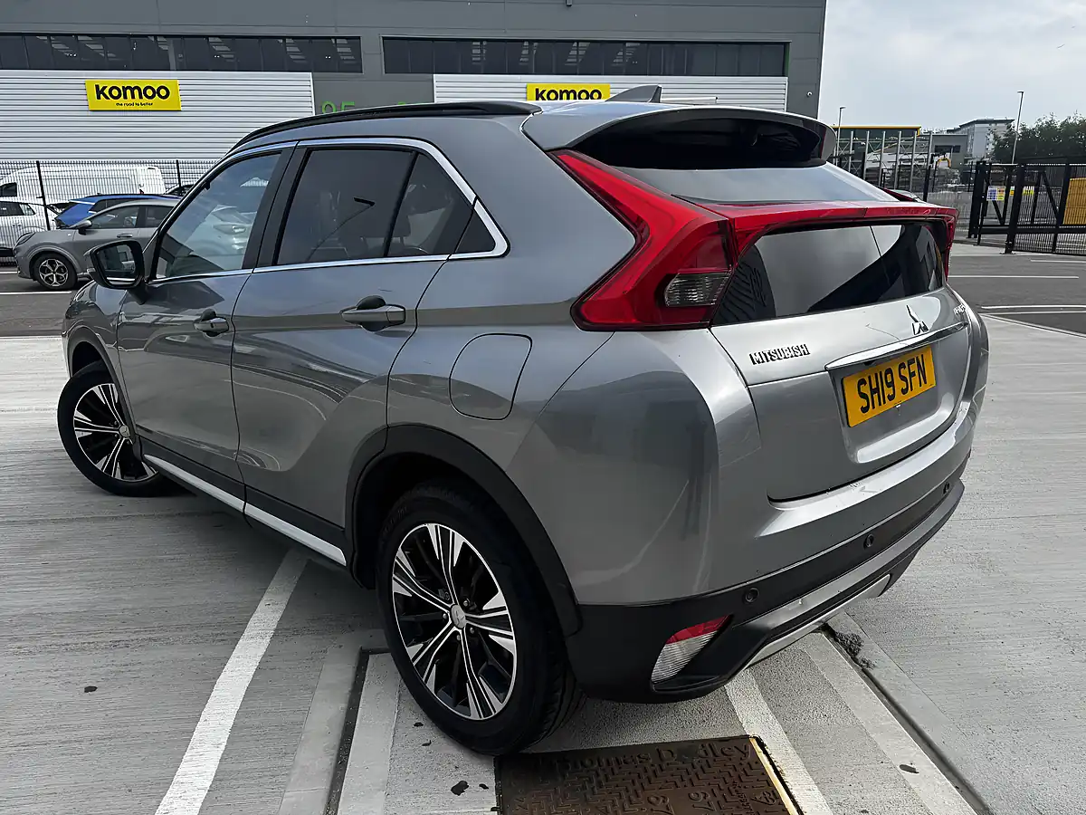 Used 2019 Mitsubishi Eclipse Cross 3 Grey - Interior and Exterior details 4