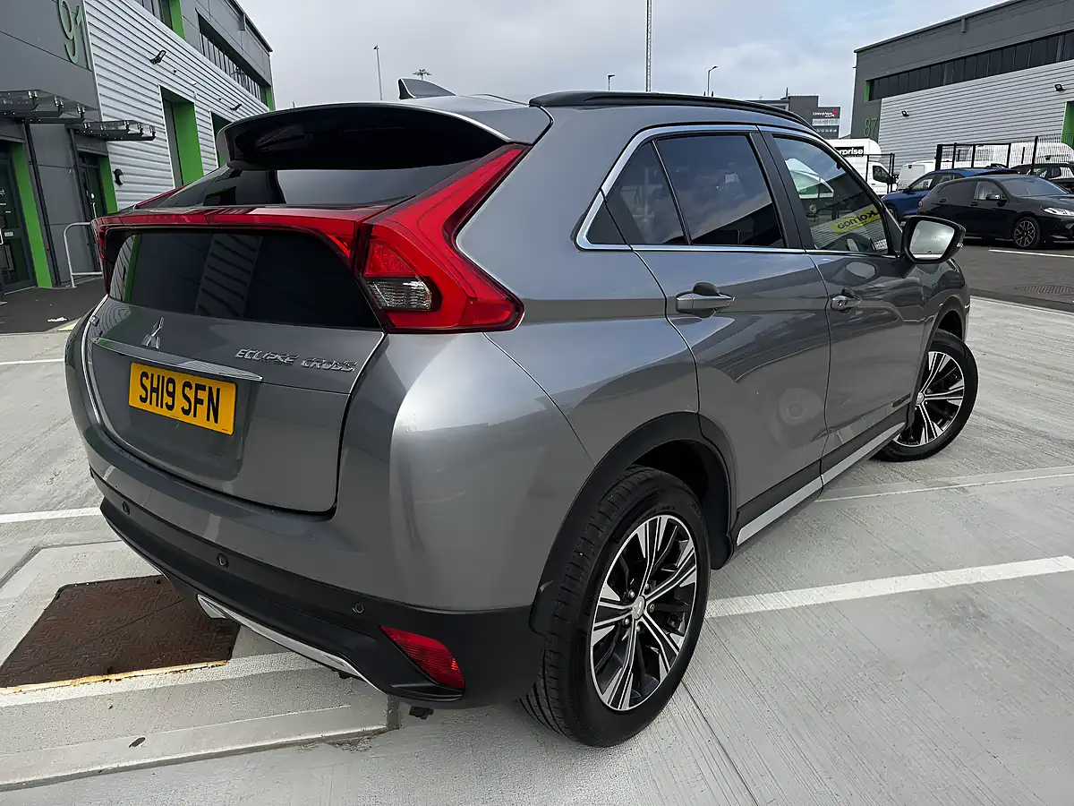 Used 2019 Mitsubishi Eclipse Cross 3 Grey - Interior and Exterior details 5