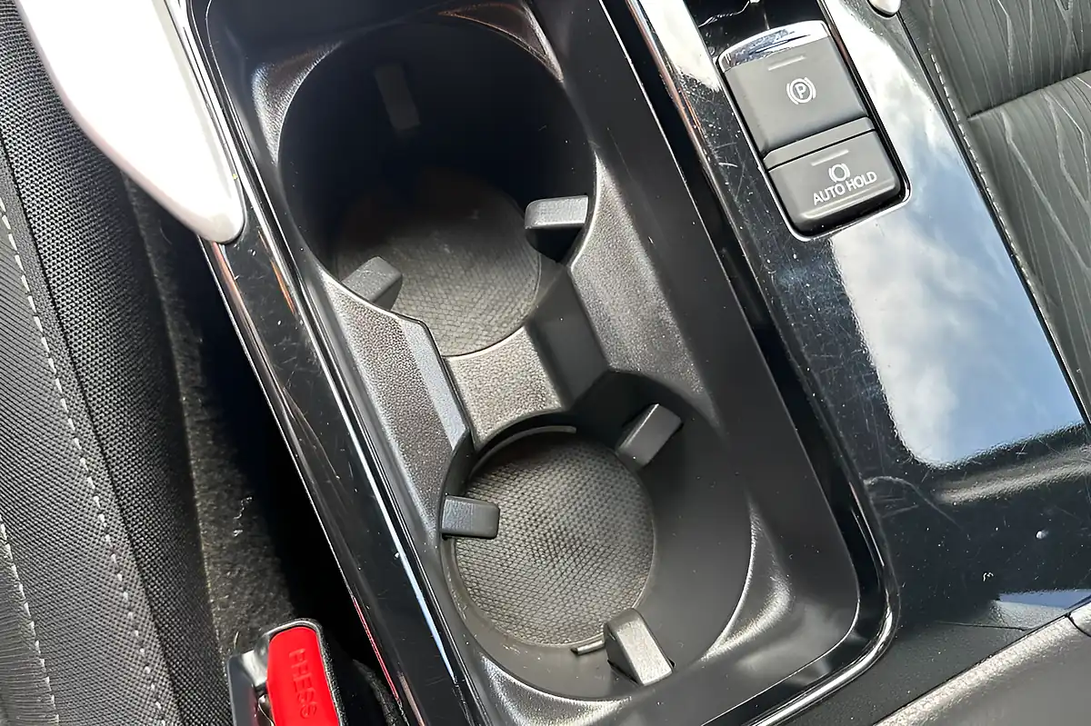 Used 2019 Mitsubishi Eclipse Cross 3 Grey - Interior and Exterior details 14