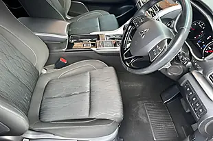 Used 2019 Mitsubishi Eclipse Cross 3 Grey - Interior and Exterior details 18