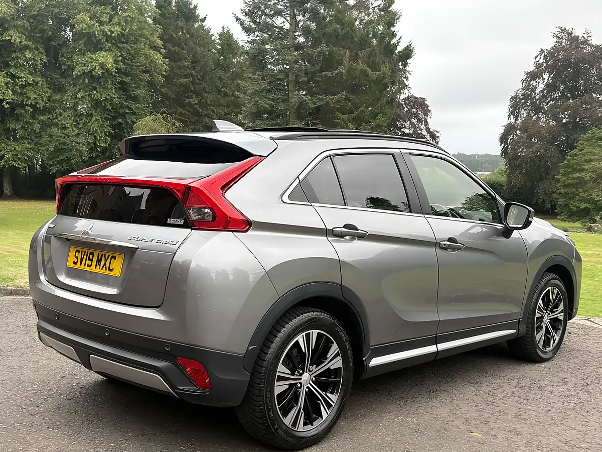 Used 2019 Mitsubishi Eclipse Cross 4 Grey - Interior and Exterior details 5